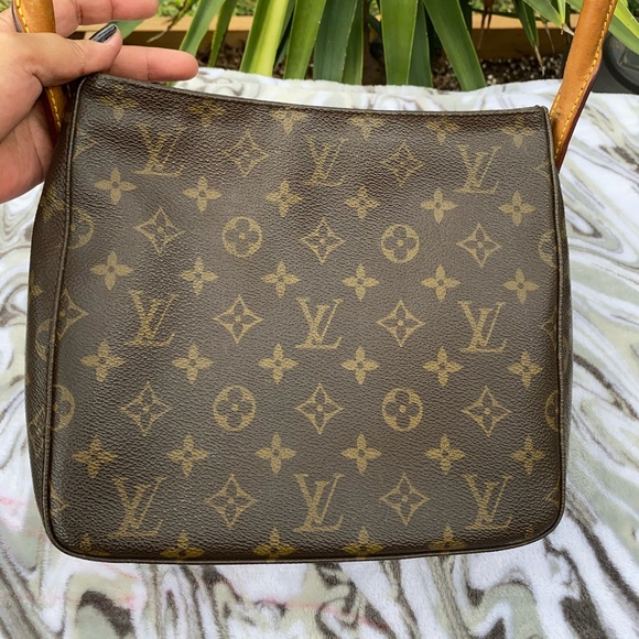 SOLD-Authentic Louis Vuitton Shoulder Bag Loopin - Picture 2 of 16